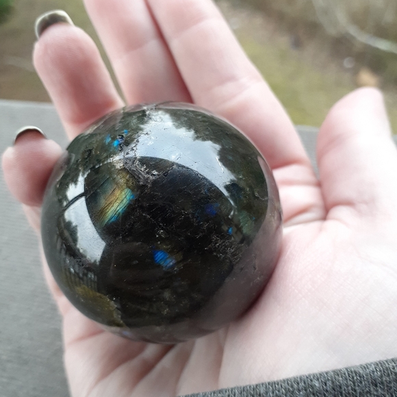 Labradorite Sphere - Picture 4 of 5